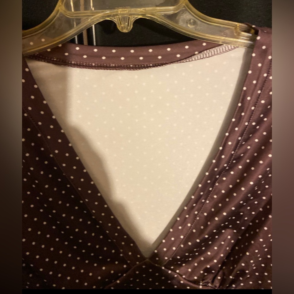 Polka Dot Form Fitting Blouse ~ Unbranded - Picture 3 of 9